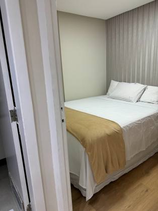 Apartamento Para Vender com 2 quartos Porteira Fechada  Ondina em Salvador