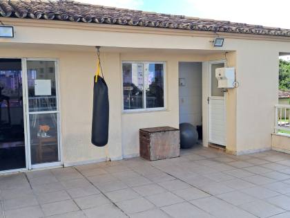 Apartamento Para Vender com 2 quartos 1 suíte no bairro Imbuí em Salvador