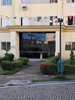Apartamento Para Vender com 2 quartos 1 suíte no bairro Imbuí em Salvador