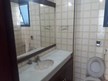 Apartamento 4 quartos com 2 suítes no Itaigara