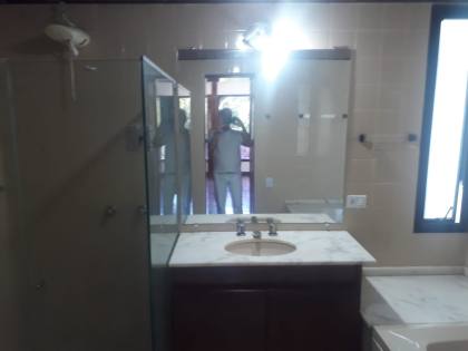 Apartamento 4 quartos com 2 suítes no Itaigara