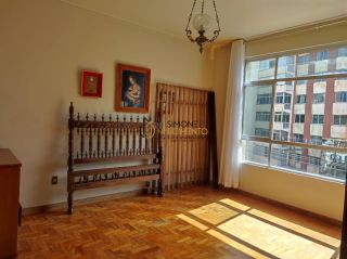 Apartamento 4 / 4 + Dependência e 3 suítes Graça em Salvador