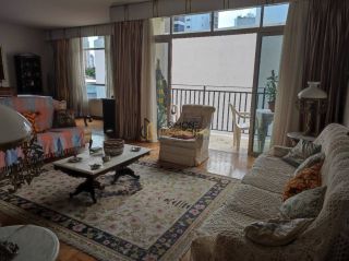 Apartamento 4 / 4 + Dependência e 3 suítes Graça em Salvador