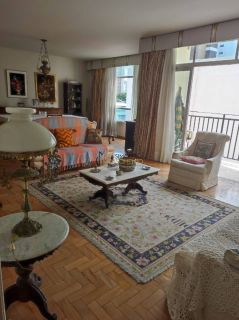 Apartamento 4 / 4 + Dependência e 3 suítes Graça em Salvador