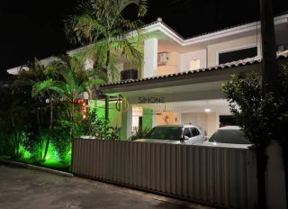 Casa Condomínio 4/4 e 1 suíte Buraquinho