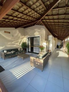 Casa de Condomínio 5 /4 e 4 suítes Piatã em Salvador
