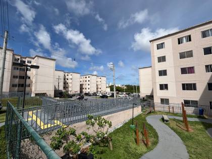 Apartamento Para Vender com 2 quartos no bairro Areia Branca em Salvador