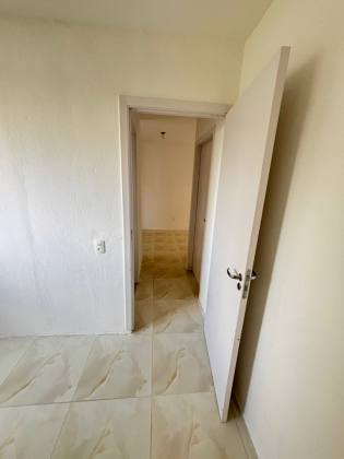 Apartamento Para Vender com 2 quartos no bairro Areia Branca em Salvador