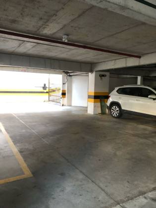 Apartamento Para Vender 2 /4 e 1 suíte Brotas