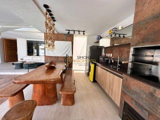 Casa de Condomínio Para Vender 4/4 e 1 suíte Miragem em Lauro De Freitas