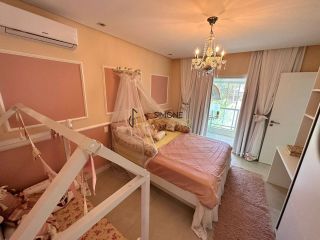 Casa de Condomínio Para Vender 4/4 e 1 suíte Miragem em Lauro De Freitas