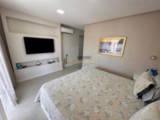 Casa de Condomínio Para Vender 4/4 e 1 suíte Miragem em Lauro De Freitas