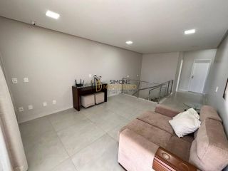 Casa de Condomínio Para Vender 4/4 e 1 suíte Miragem em Lauro De Freitas