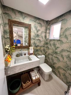 Casa de Condomínio Para Vender 4/4 e 1 suíte Miragem em Lauro De Freitas
