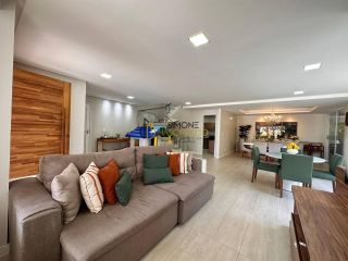 Casa de Condomínio Para Vender 4/4 e 1 suíte Miragem em Lauro De Freitas