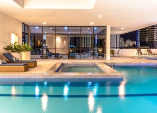 Apartamento Alto Padrão à venda com 2 Suítes tem 82m2, varanda em Caminho das Árvores-Salvador - BA
