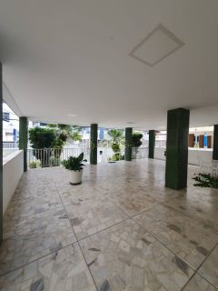 Apartamento com 2quartos tem 80m2 com dependência completa com 2 vagas na Pituba - Salvador - BA