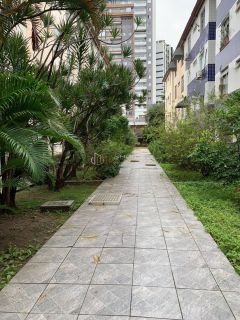 Apartamento 2/4 e  1 suítes Costa Azul