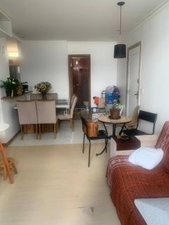 Apartamento 2/4 e  1 suítes Costa Azul