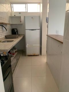 Apartamento 2/4 e  1 suítes Costa Azul