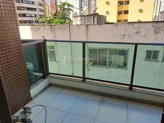 Quarto e sala com varanda na pituba
