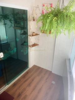 Apartamento Térreo 2 quartos com 1 suíte em itapoan