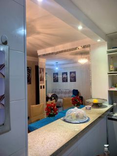 Apartamento Térreo 2 quartos com 1 suíte em itapoan