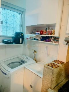 Apartamento Térreo 2 quartos com 1 suíte em itapoan
