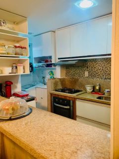 Apartamento Térreo 2 quartos com 1 suíte em itapoan