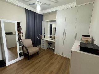 Apartamento 4 /4 e 1 suíte Jardim Armação