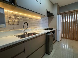 Apartamento 4 /4 e 1 suíte Jardim Armação