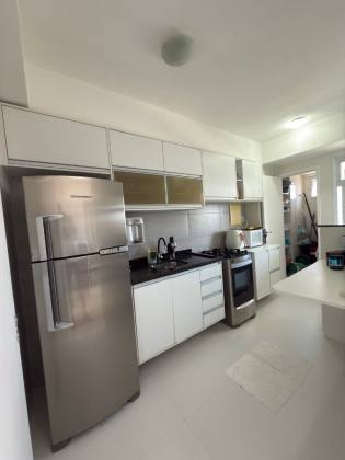 Apartamento à venda com 2quartos sendo 1suite tem68m2, Cond. Villa Alegro na Paralela-Salvador - BA