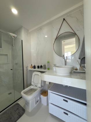 Apartamento à venda com 2quartos sendo 1suite tem68m2, Cond. Villa Alegro na Paralela-Salvador - BA