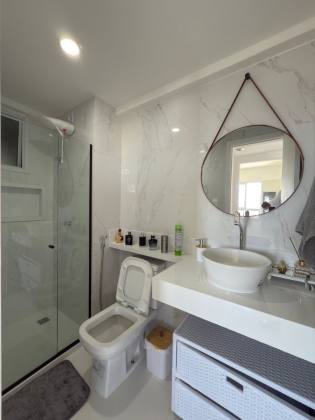 Apartamento à venda com 2quartos sendo 1suite tem68m2, Cond. Villa Alegro na Paralela-Salvador - BA