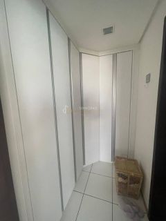 Cobertura 2/4 e 1 suítes  Itapuã