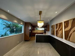 Casa de Condomínio Para Vender com 4 quartos 4 suítes no bairro Alphaville II em Salvador