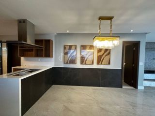 Casa de Condomínio Para Vender com 4 quartos 4 suítes no bairro Alphaville II em Salvador