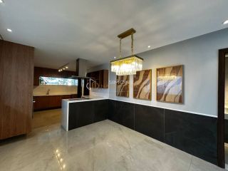 Casa de Condomínio Para Vender com 4 quartos 4 suítes no bairro Alphaville II em Salvador