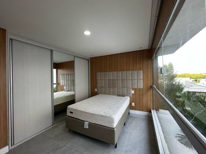 Casa de Condomínio Para Vender com 4 quartos 4 suítes no bairro Alphaville II em Salvador