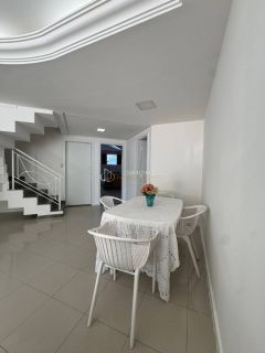 Casa de Condomínio 4/4 e 1 suíte Miragem em Lauro De Freitas