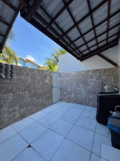 Casa de Condomínio 4/4 e 1 suíte Miragem em Lauro De Freitas