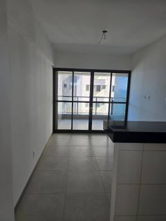 Quarto e sala à venda , varanda tem 42,92m2, nascente, Cond. Ocean House  Jaguaribe-Salvador – BA