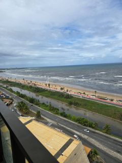 Quarto e sala à venda , varanda tem 42,92m2, nascente, Cond. Ocean House  Jaguaribe-Salvador – BA