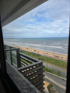Quarto e sala à venda , varanda tem 42,92m2, nascente, Cond. Ocean House  Jaguaribe-Salvador – BA