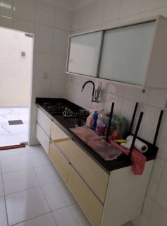 Casa de Condomínio Para Vender com 3 quartos 1 suítes em Abrantes