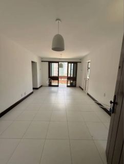 Apartamento 3/4 e 1 suítes Barra