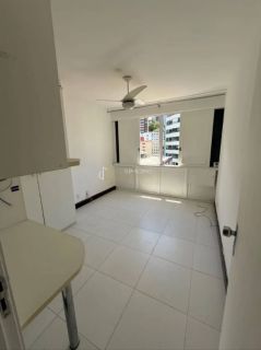Apartamento 3/4 e 1 suítes Barra