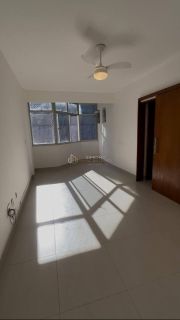 Apartamento 2/4 e 1 suíte Jardim Armação
