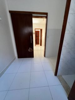 Apartamento 2/4 e 1 suíte Jardim Armação