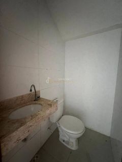 Casa Condomínio Para Alugar 4/4 e 1 suíte Ipitanga